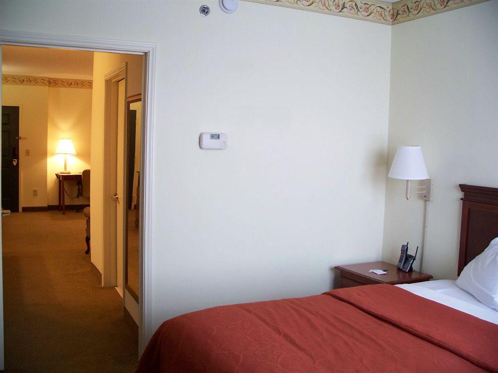 Holiday Inn Express & Suites Atlanta Ne- Duluth By Ihg Экстерьер фото